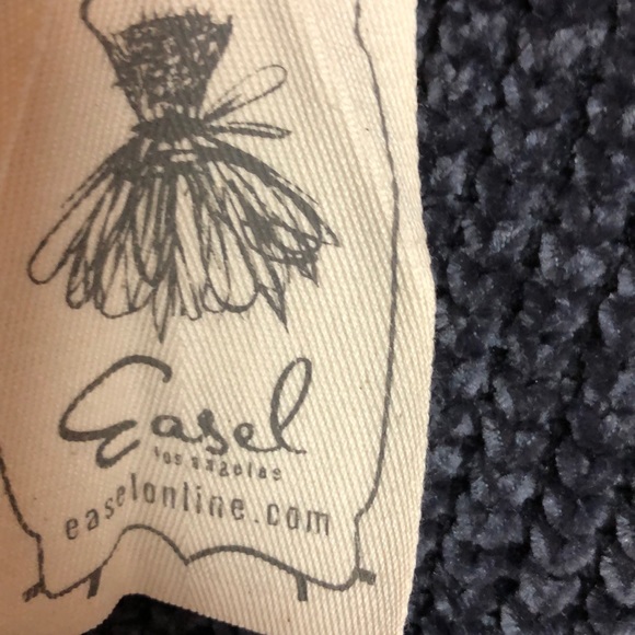 Easel Chenille Color Block Oversized Sweater - Picture 5 of 10